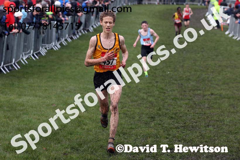 Intermediate boys 2019 New Balance English Schools Cross Country Champs, Temple Newsam, Leeds. Photo:  David T. Hewitson/Sports for All Pics